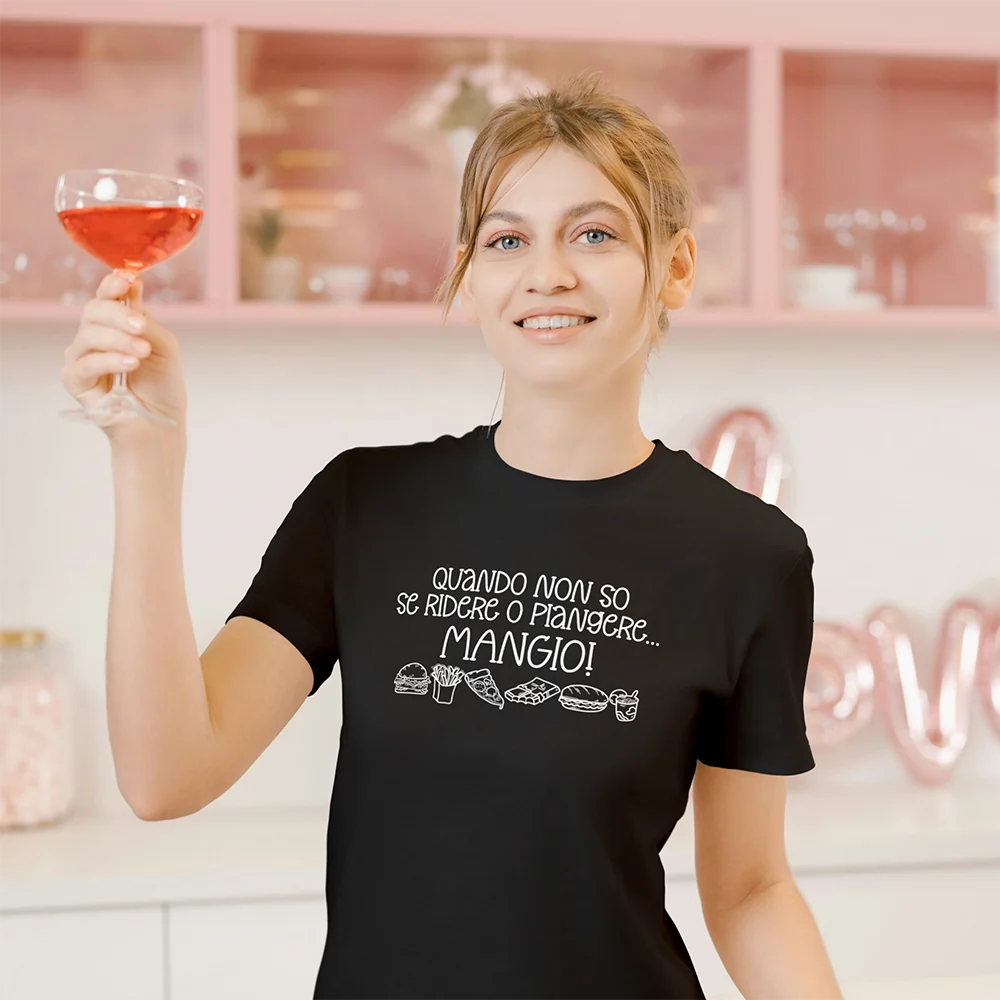 T-shirt Quando Non So se Ridere o Piangere Mangio – Maglietta ironica donna e uomo