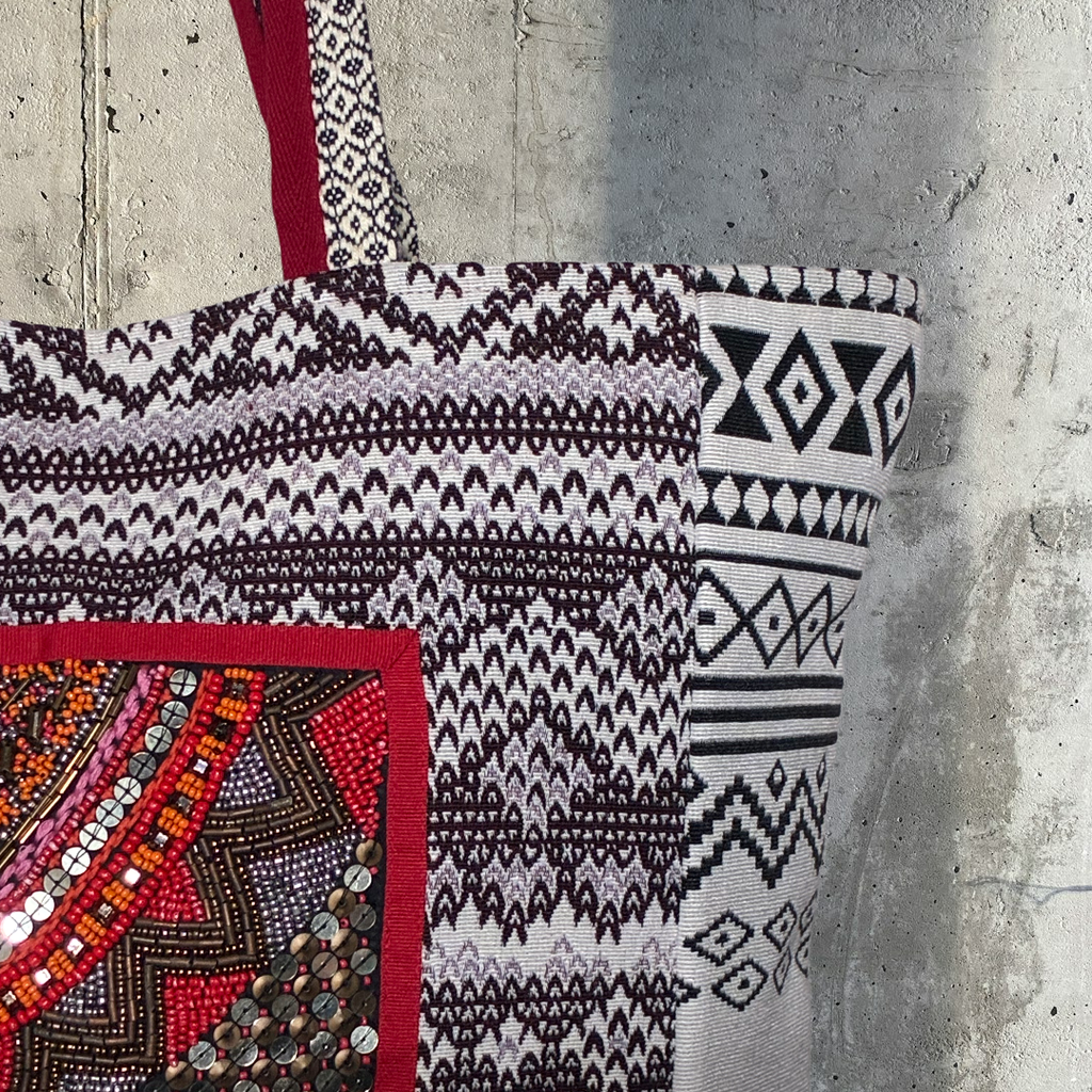 Borsa Ricamata a mano 🌵Ethnic